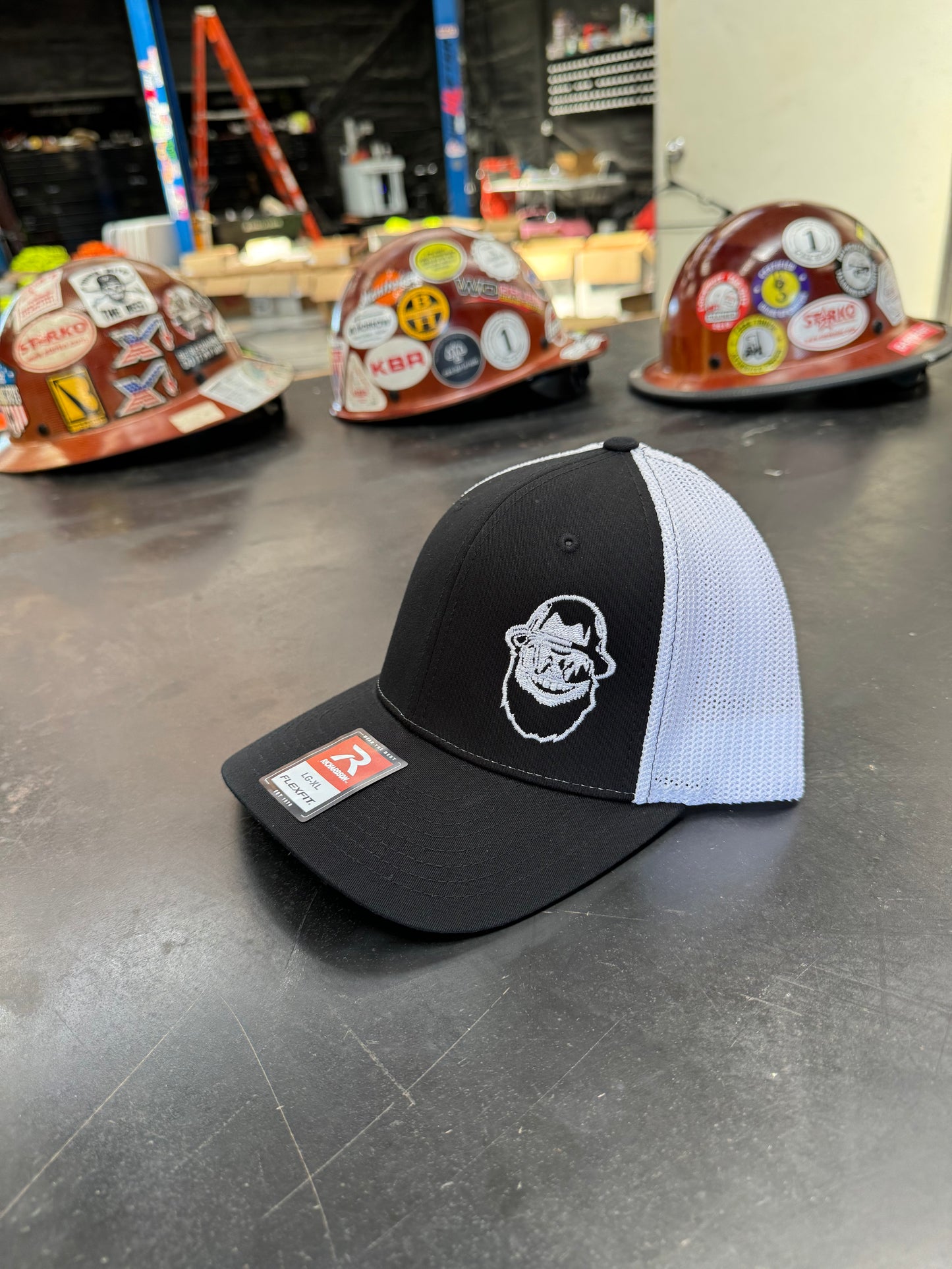 Los Ricky Logo Ricky Logo Hat – Ricky & The Boss